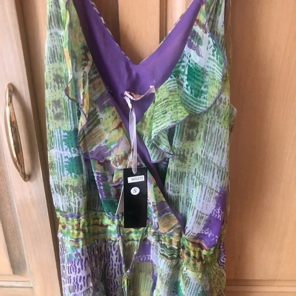 Purple & Green Dress​​​​​​​​​​​ - Picture 3 of 6